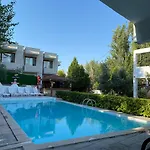 Sunrise Aya Pensiune 4*