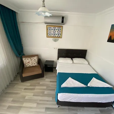 Πανσιόν Sunrise Aya